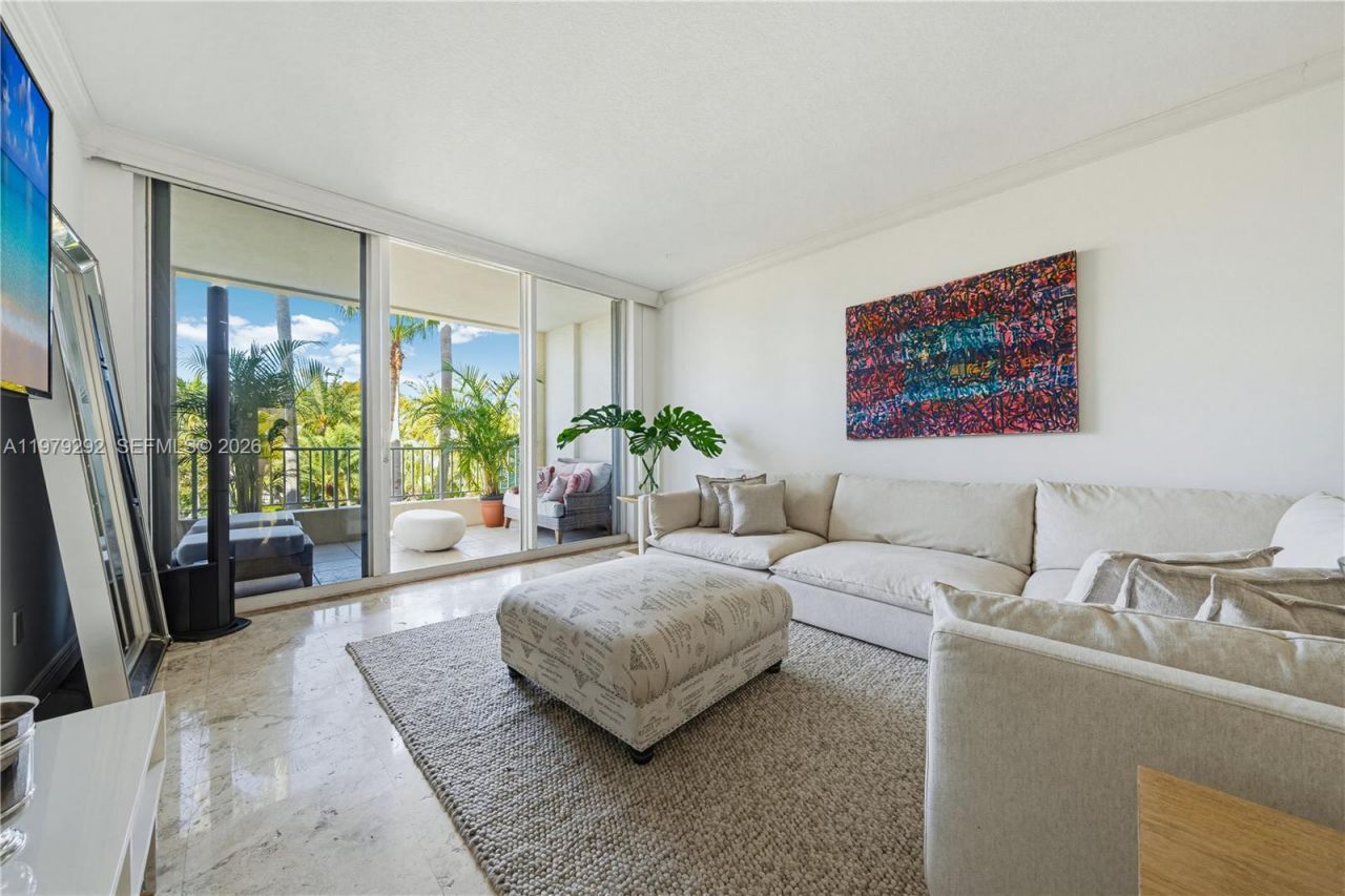 701 Crandon Blvd, Unit 302, Key Biscayne, FL 33149 Photo