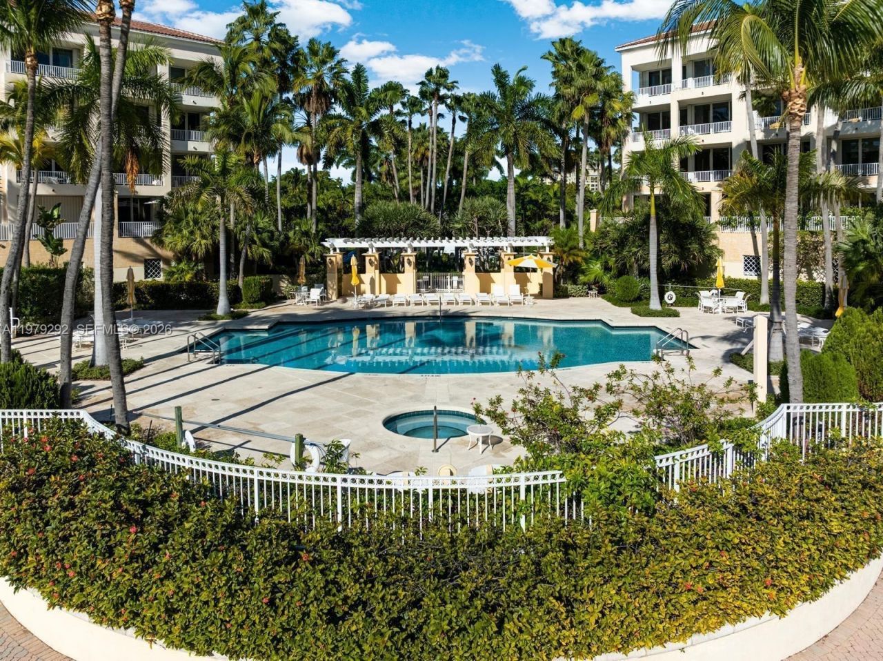 701 Crandon Blvd, Unit 302, Key Biscayne, FL 33149 Photo