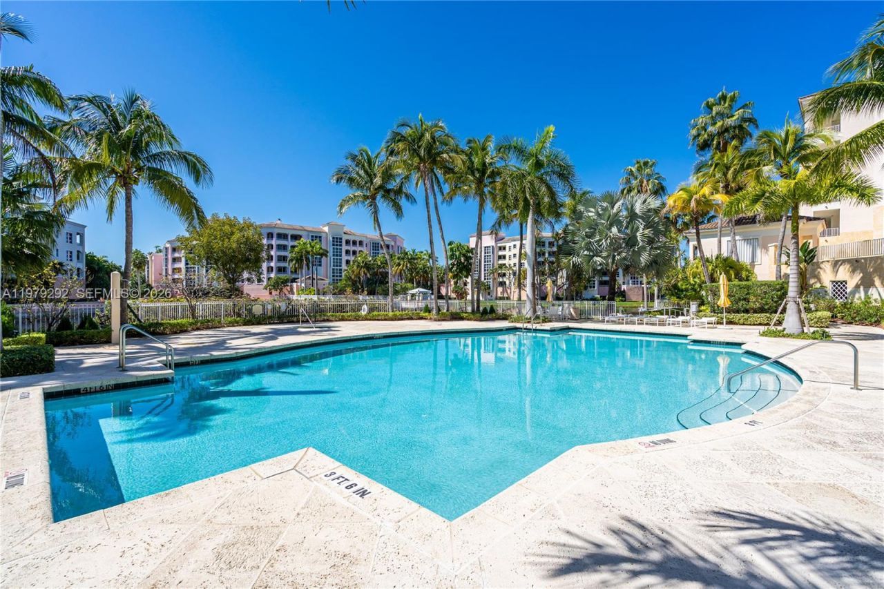701 Crandon Blvd, Unit 302, Key Biscayne, FL 33149 Photo