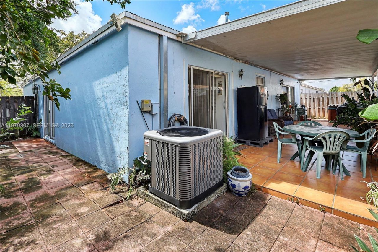 14566 SW 124th Pl , Miami, FL 33186 Photo