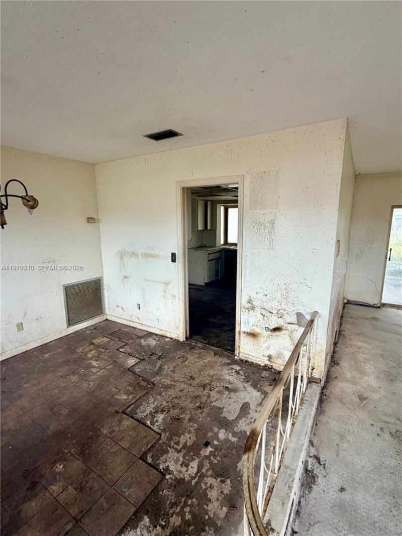 1761 SW 55th Ave, Plantation, FL 33317 Photo