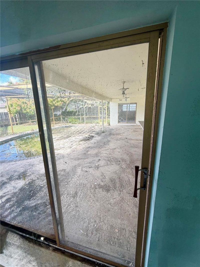 1761 SW 55th Ave, Plantation, FL 33317 Photo