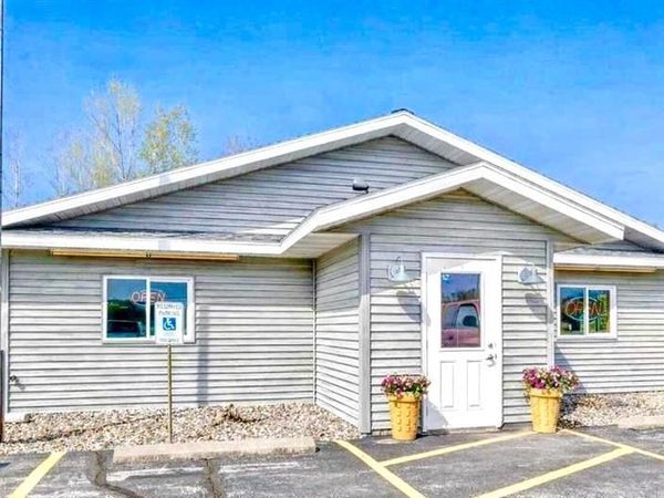 2630 SCHOOL LANE, Suamico, WI 54313