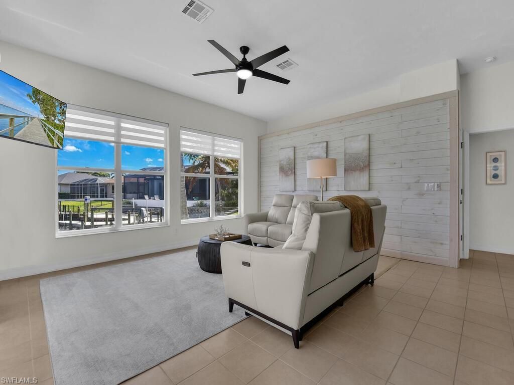 3721 Surfside Blvd, Cape Coral, FL 33914 Photo