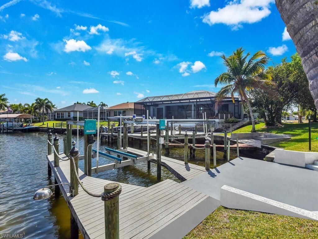 3721 Surfside Blvd, Cape Coral, FL 33914 Photo