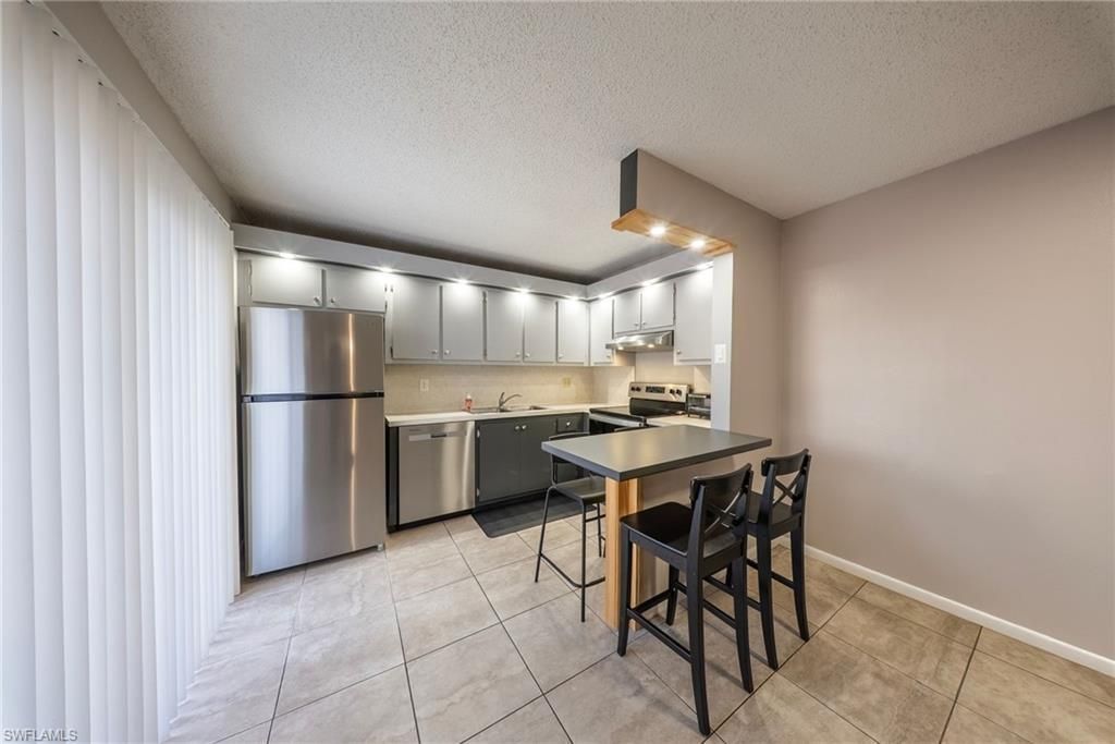 1570 Park Meadows Dr, Unit 1, Fort Myers, FL 33907 Photo
