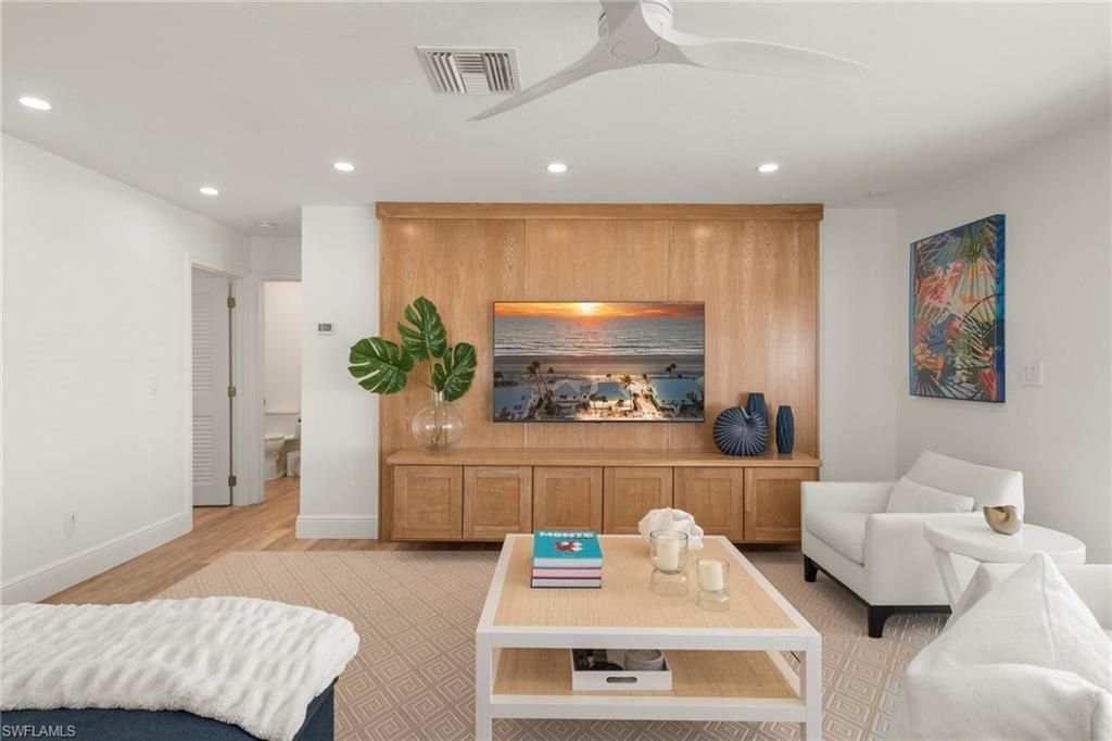 19 Beach Homes , Captiva, FL 33924 Photo