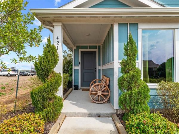 421 Corsair Way, Ferris, TX 75125