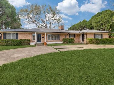 6106 Linden Lane, Dallas, TX 75230
