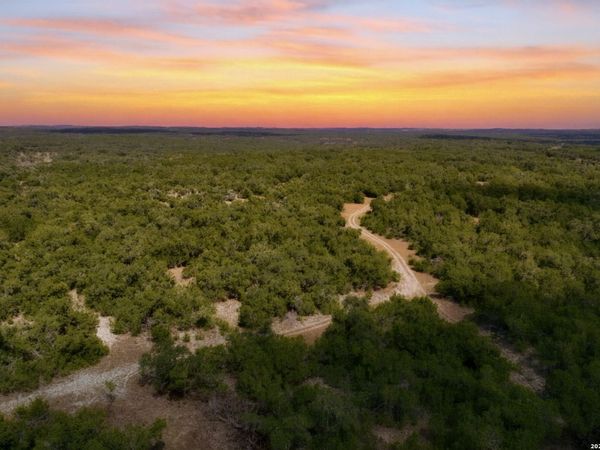 19825-A Ranch Rd 12, Driftwood, TX 78619