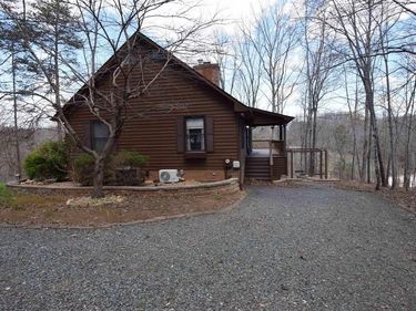 43 S BEARWOOD DR , PALMYRA, VA 22963