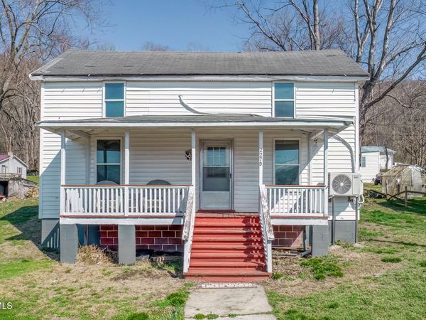 2279 Saltville Highway, Saltville, VA 24370