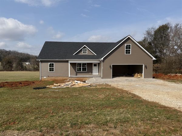 111 Ralph A Young Road , Bowling Green, KY 42101