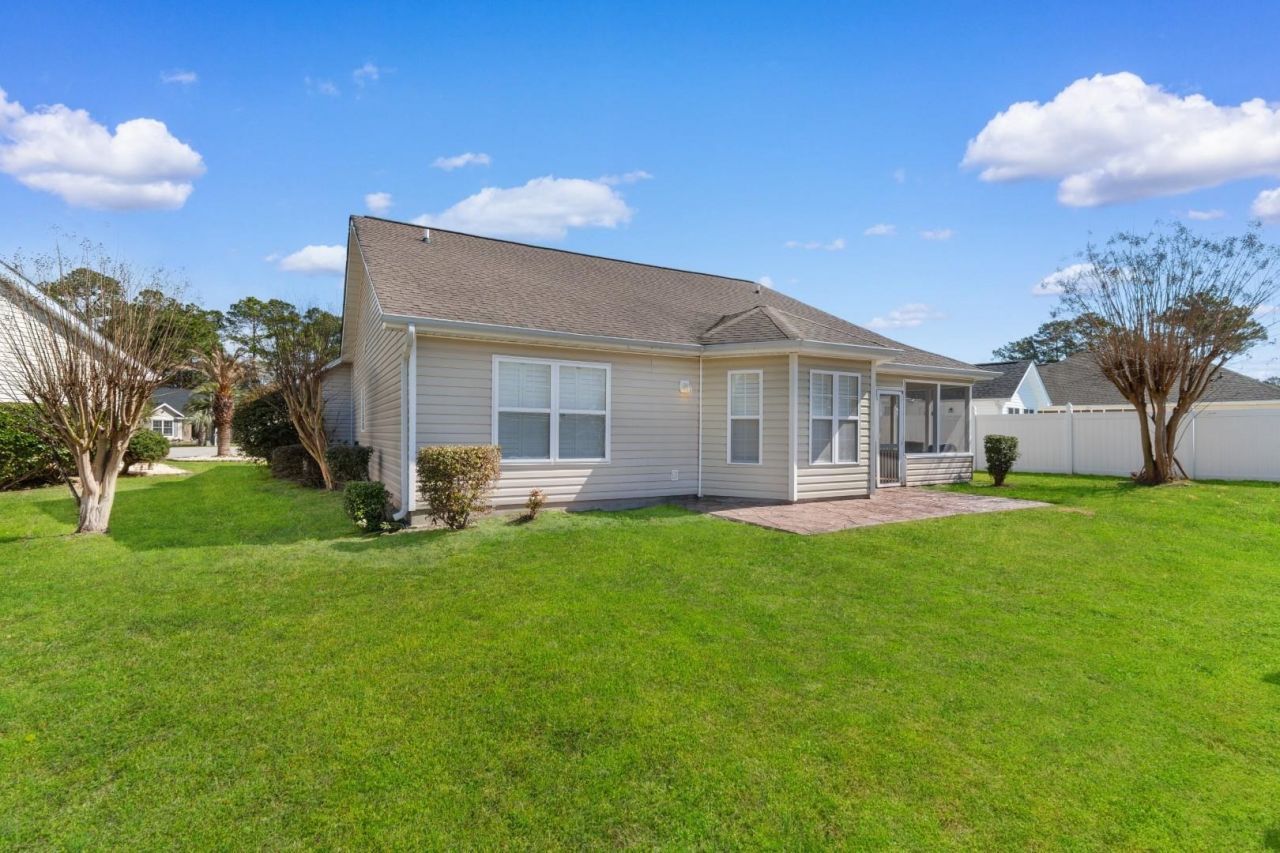 2423 Glen Dr. Photo 27