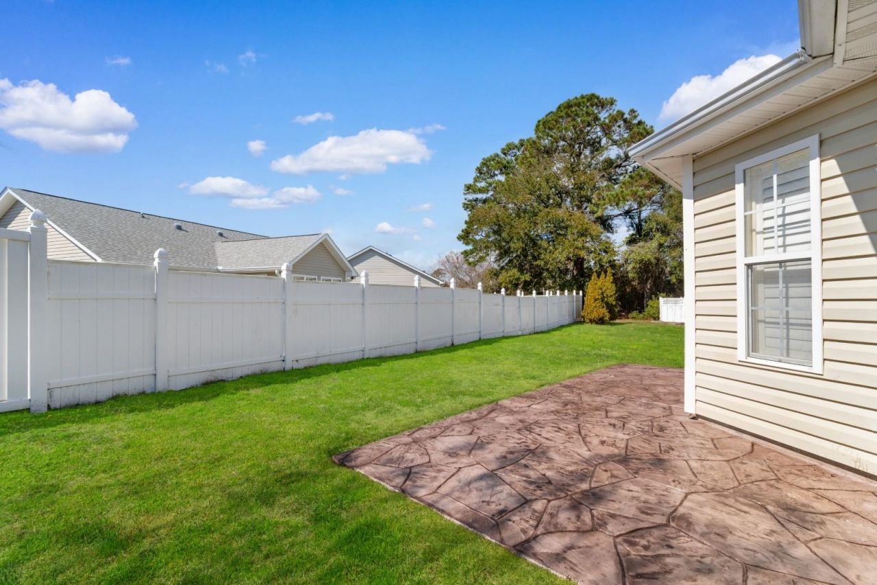 2423 Glen Dr. Photo 28