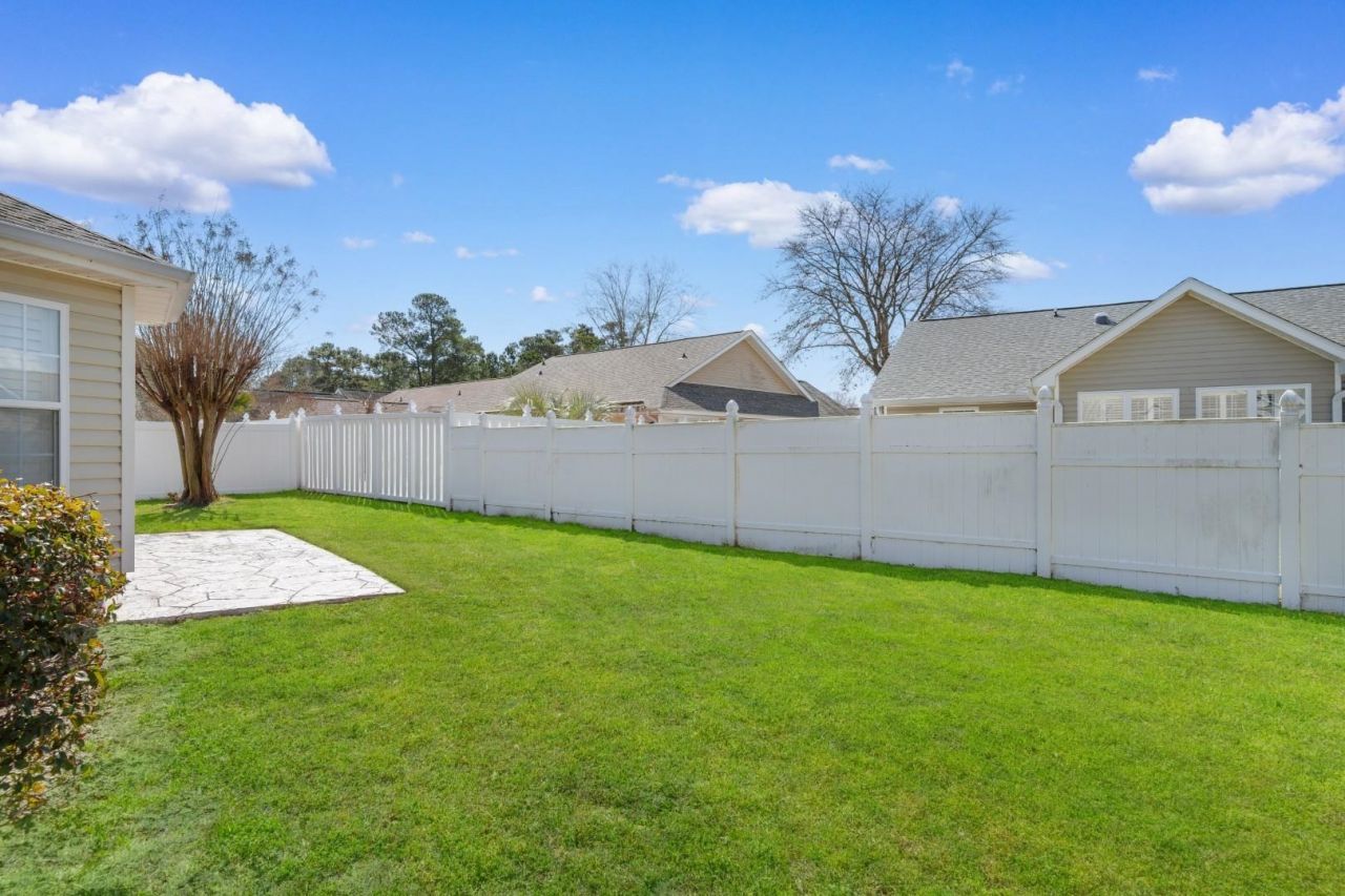 2423 Glen Dr. Photo 29