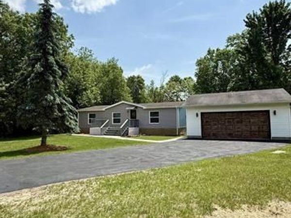 1173 gale Court, Wisconsin Dells, WI 53965