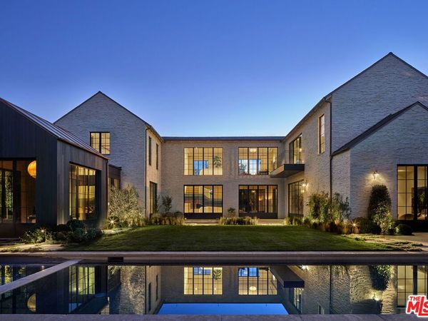 694 N Tigertail Road, Los Angeles, CA 90049