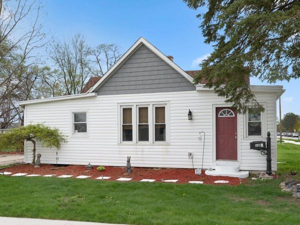 1605 E Clark Street, Warsaw, IN 46580