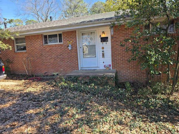 8 Berkshire Drive , Little Rock, AR 72204