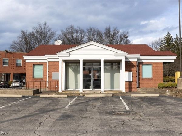 2911 Youngstown Road SE, Warren, OH 44484