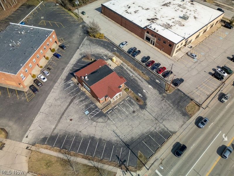 2911 Youngstown Road SE, Warren, OH 44484 Photo 8