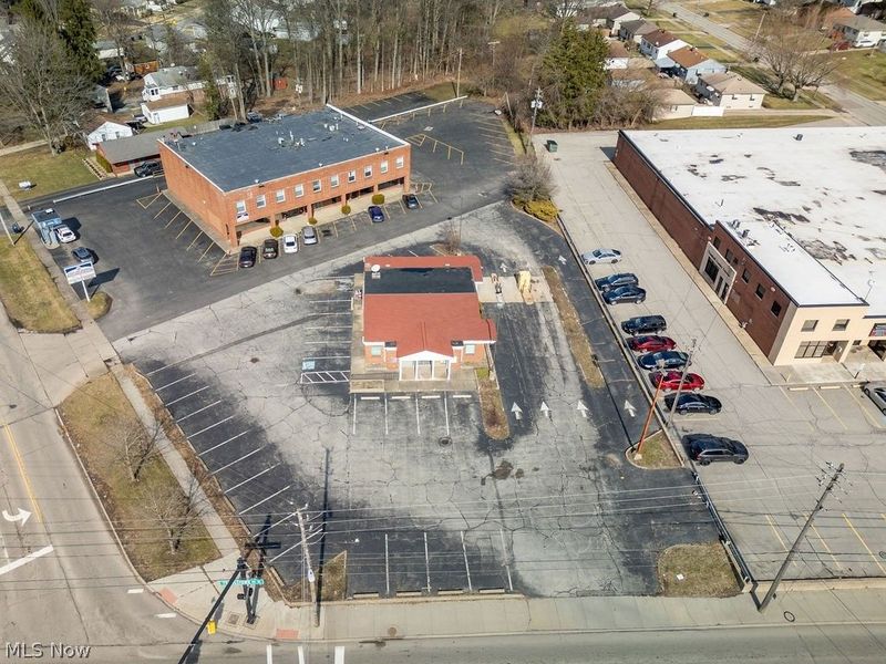 2911 Youngstown Road SE, Warren, OH 44484 Photo 9