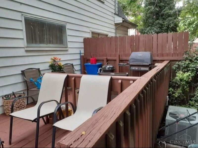 1214 Franklin Avenue, Cincinnati, OH 45237 Photo 2