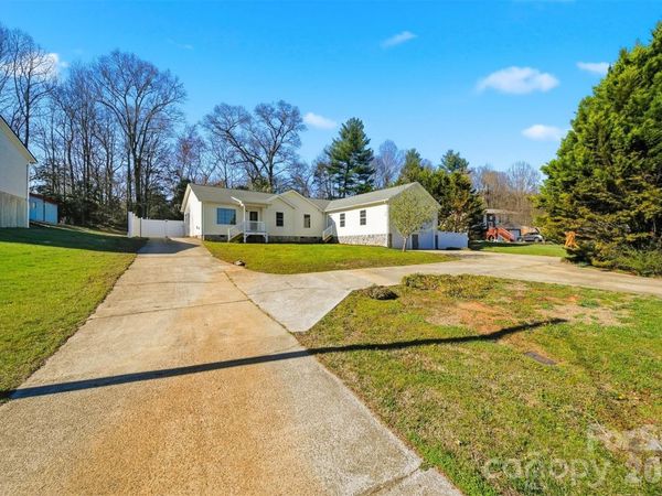 4771 Petra Mill Road, Granite Falls, NC 28630