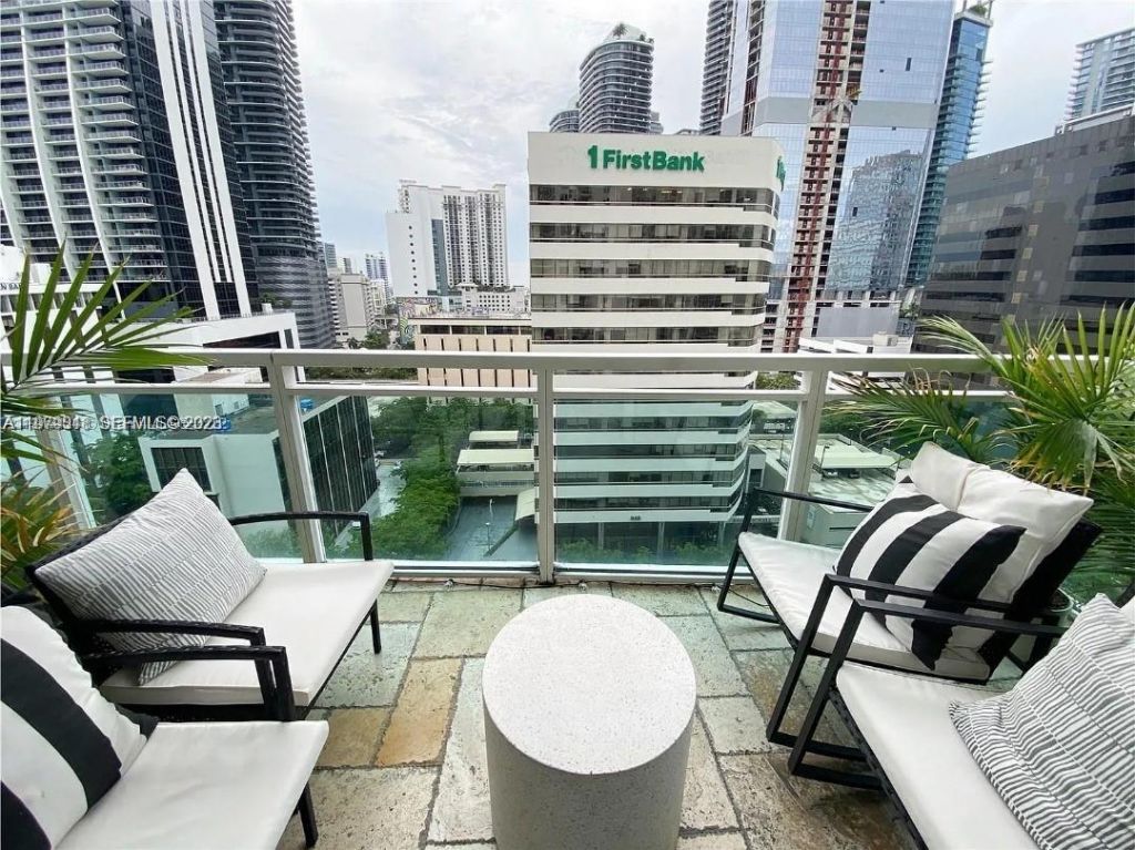 951 Brickell Ave , Unit 1205, Miami, FL 33131 Photo