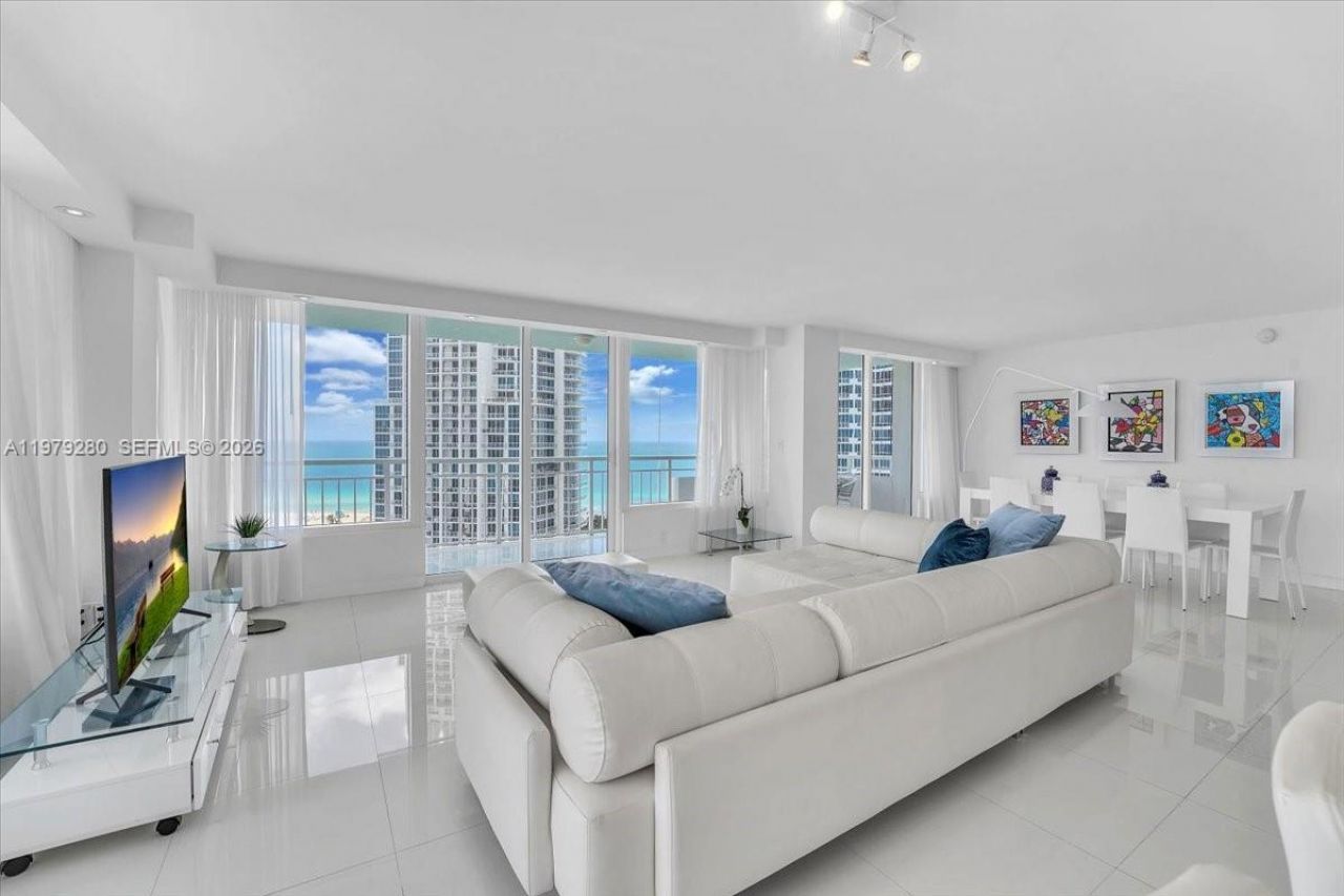 400 S Pointe Dr , Unit 1910, Miami Beach, FL 33139 Photo