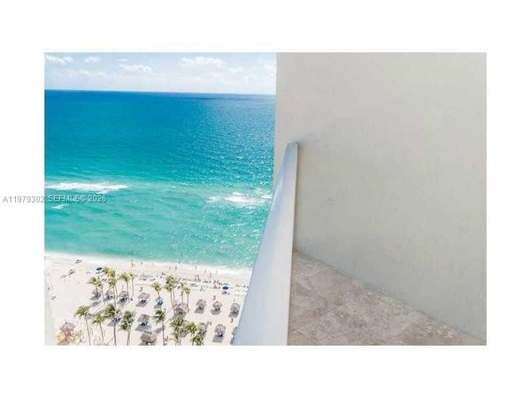 16699 Collins Ave , Unit 2406, Sunny Isles Beach, FL 33160