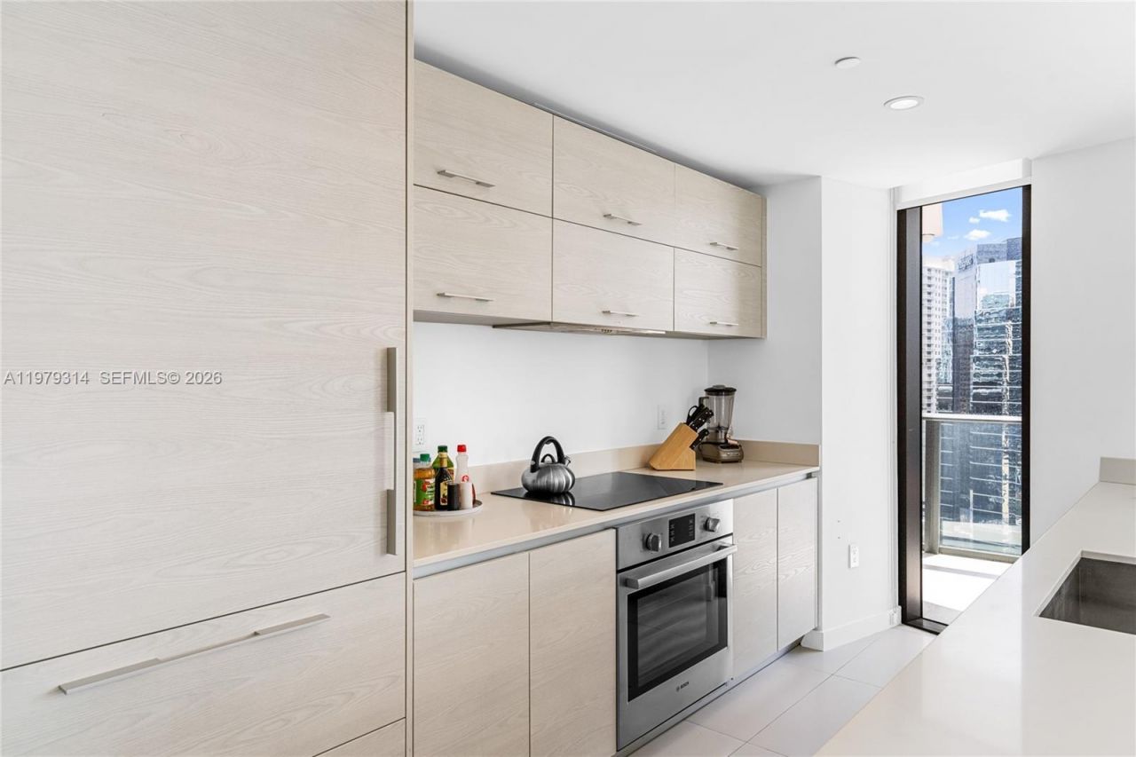 1300 S Miami Ave , Unit 2305, Miami, FL 33130 Photo