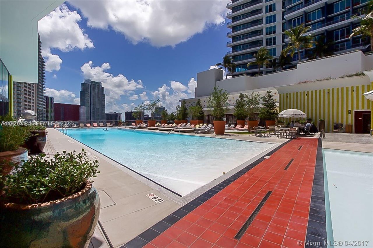 1300 S Miami Ave , Unit 2305, Miami, FL 33130 Photo