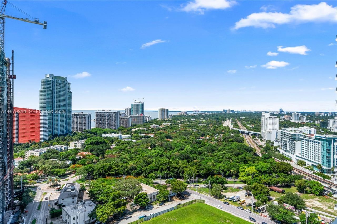 1300 S Miami Ave , Unit 2305, Miami, FL 33130 Photo