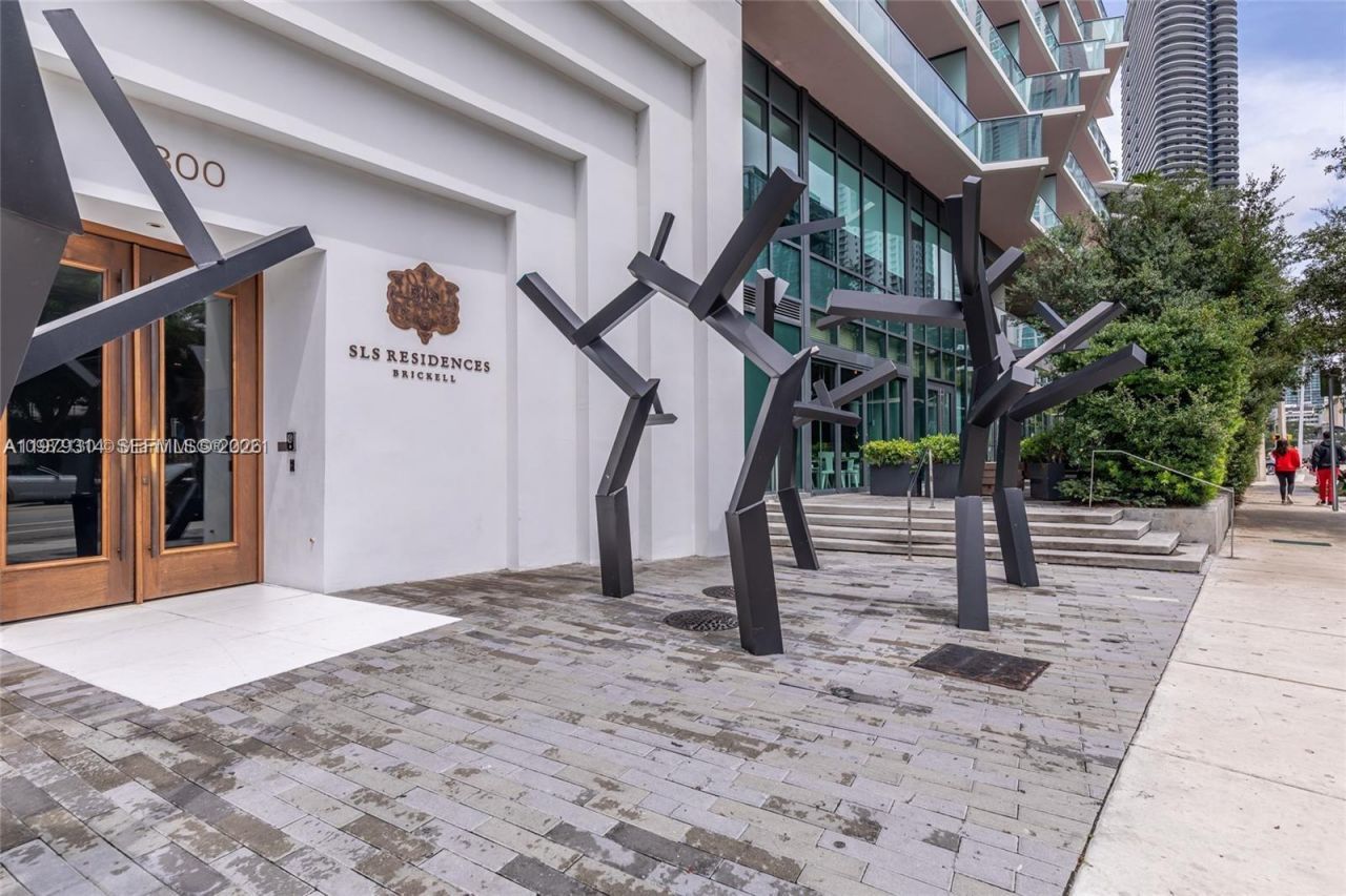 1300 S Miami Ave , Unit 2305, Miami, FL 33130 Photo