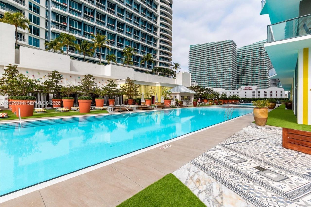 1300 S Miami Ave , Unit 2305, Miami, FL 33130 Photo