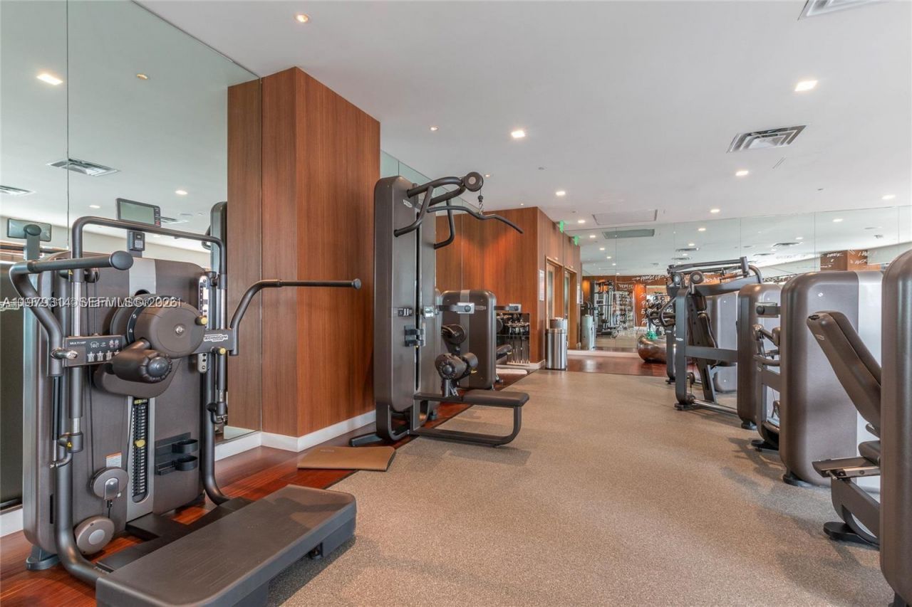 1300 S Miami Ave , Unit 2305, Miami, FL 33130 Photo