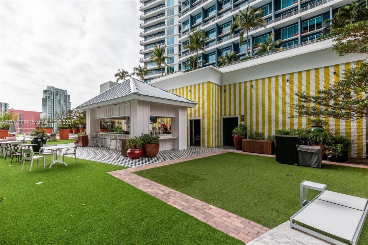 1300 S Miami Ave , Unit 2305, Miami, FL 33130 Photo