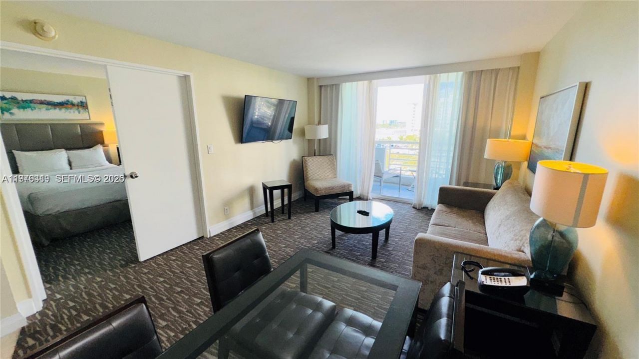 2670 E Sunrise Blvd , Unit 615, Fort Lauderdale, FL 33304 Photo