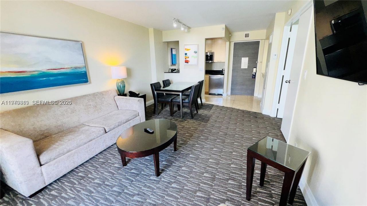 2670 E Sunrise Blvd, Unit 615, Fort Lauderdale, FL 33304 Photo