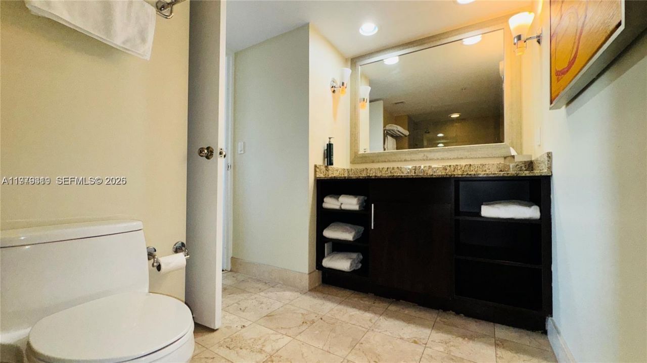2670 E Sunrise Blvd, Unit 615, Fort Lauderdale, FL 33304 Photo
