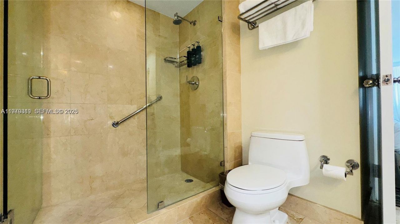 2670 E Sunrise Blvd, Unit 615, Fort Lauderdale, FL 33304 Photo