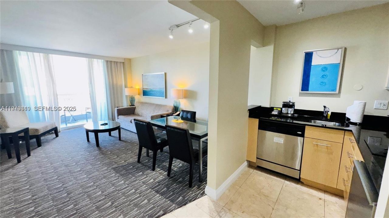 2670 E Sunrise Blvd , Unit 615, Fort Lauderdale, FL 33304 Photo