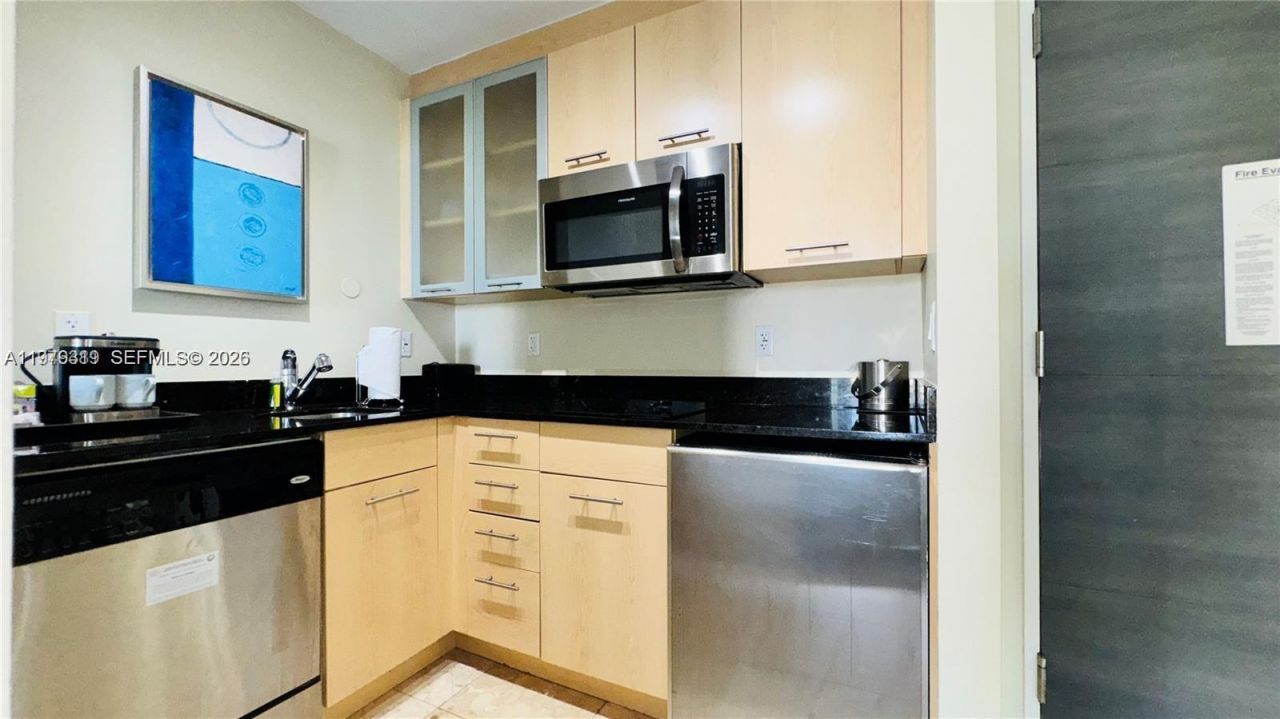 2670 E Sunrise Blvd, Unit 615, Fort Lauderdale, FL 33304 Photo
