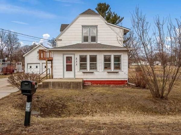 233 W Dawson Avenue, Beloit, WI 53511