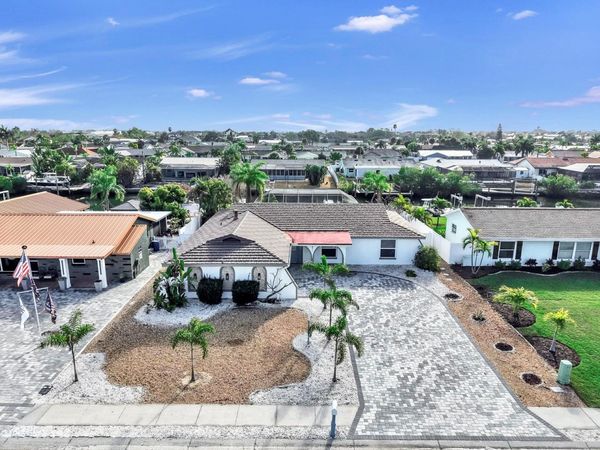 6511 SANTIAGO COURT, APOLLO BEACH, FL 33572