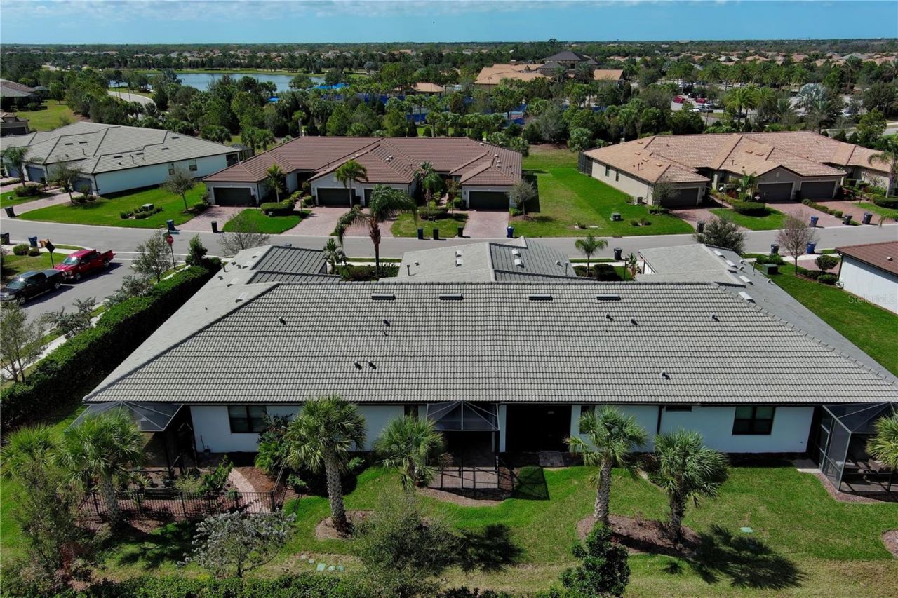 17631 Camden Drive , Bradenton, FL 34202 Photo