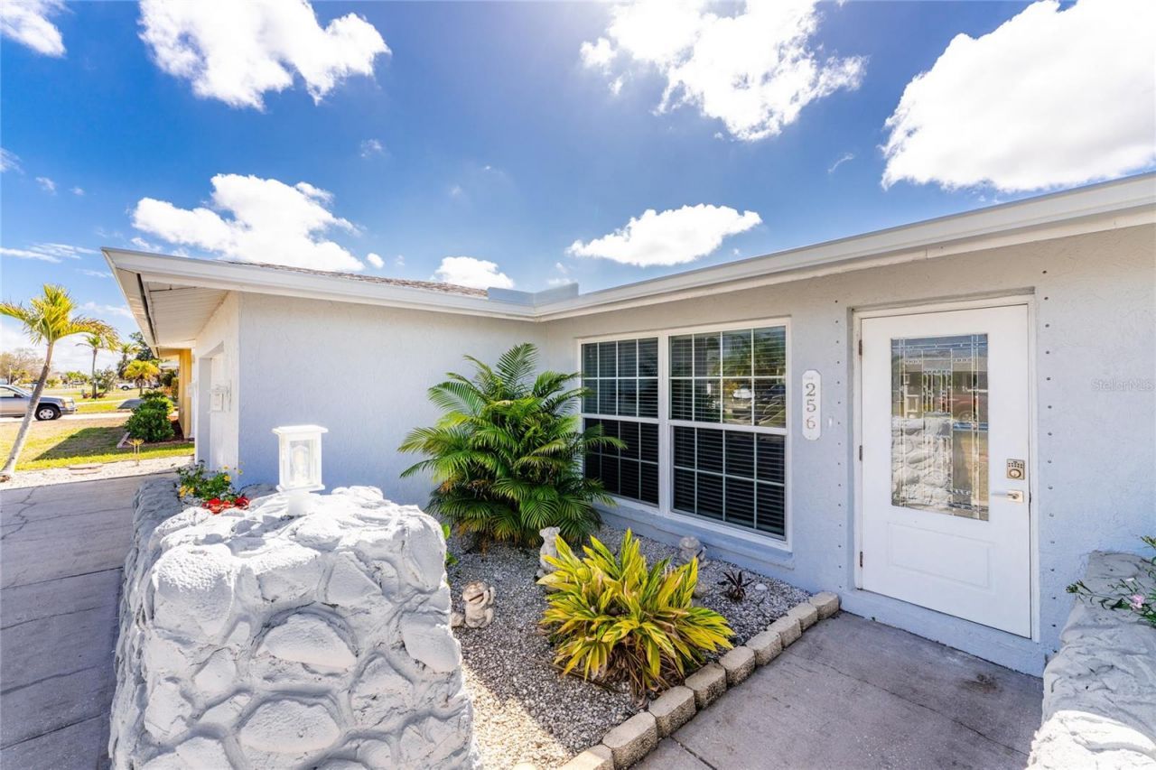 256 Caddy Road, Rotonda West, FL 33947 Photo