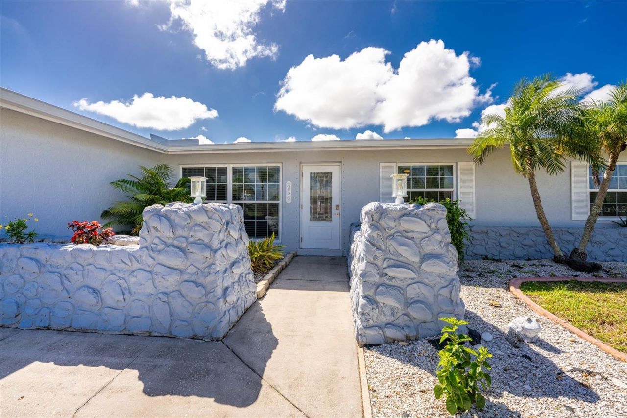 256 Caddy Road, Rotonda West, FL 33947 Photo